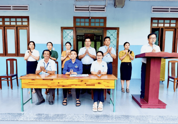 Lễ phát động ôn thi tốt nghiệp tại trường THPT Quy Nhơn